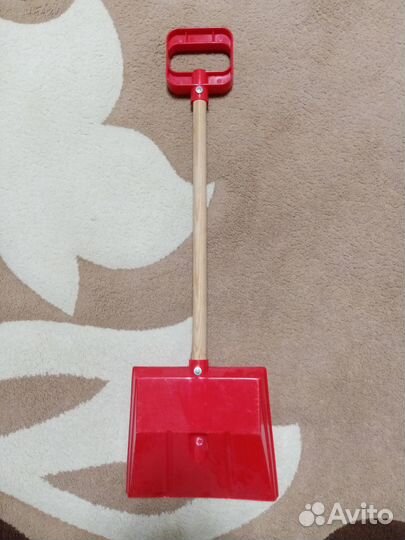 Лопата для снега детская