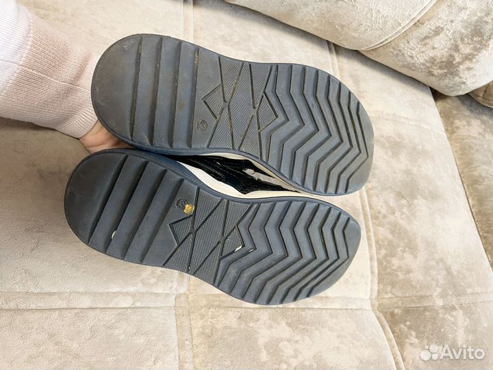 Кроссовки для девочки