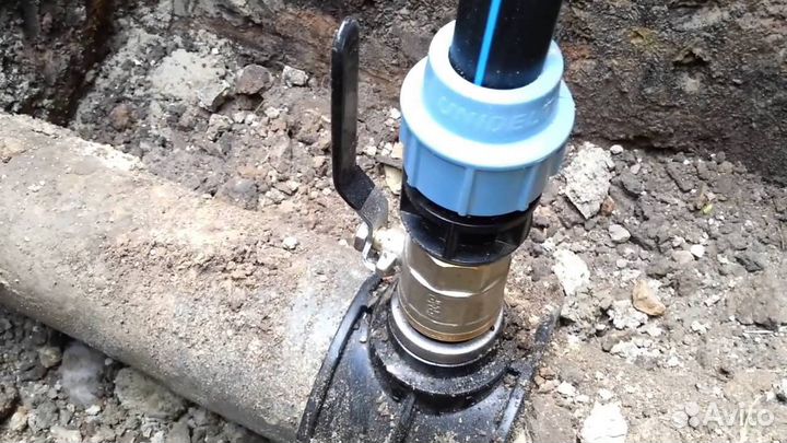 Врезка в водопровод, устранение аварий