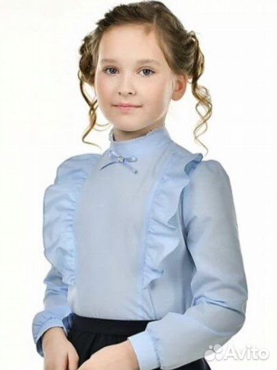 Школьная блузка 140 голубая