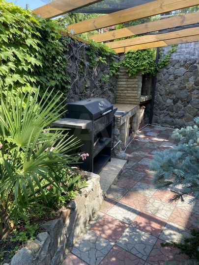 Дом 140 м² на участке 5 сот.