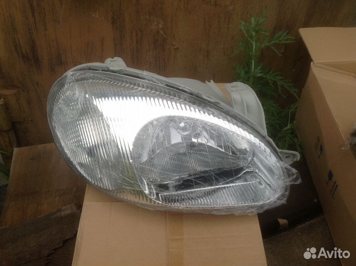 Фара правая lanos