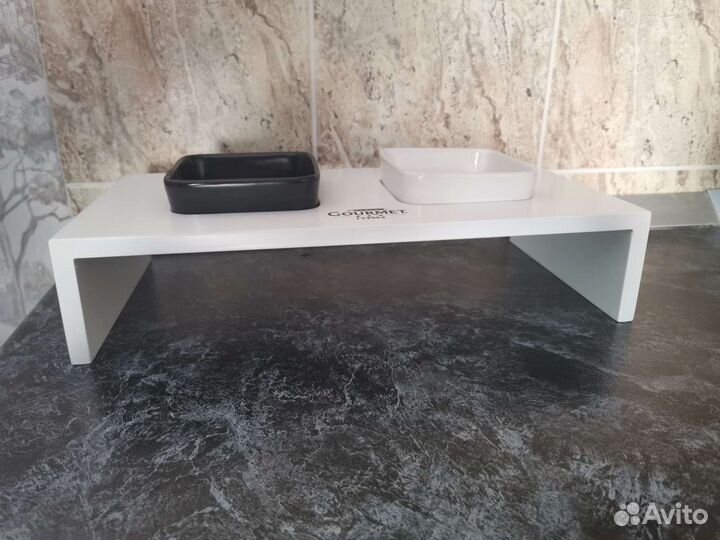 Сервировочный столик для кошек Gourmet