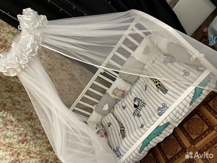 Детская кроватка