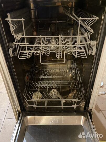 Посудомоечная машина electrolux