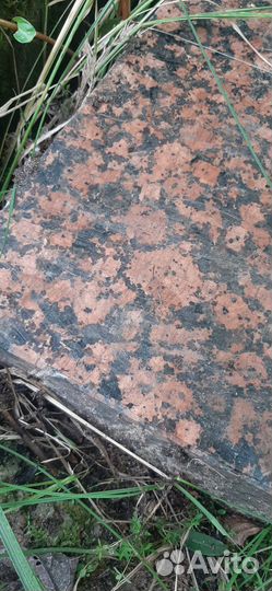 Гранитная плита на памятник и клумба (комплект)