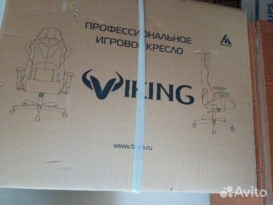 Игровое геймеровское кресло Viking
