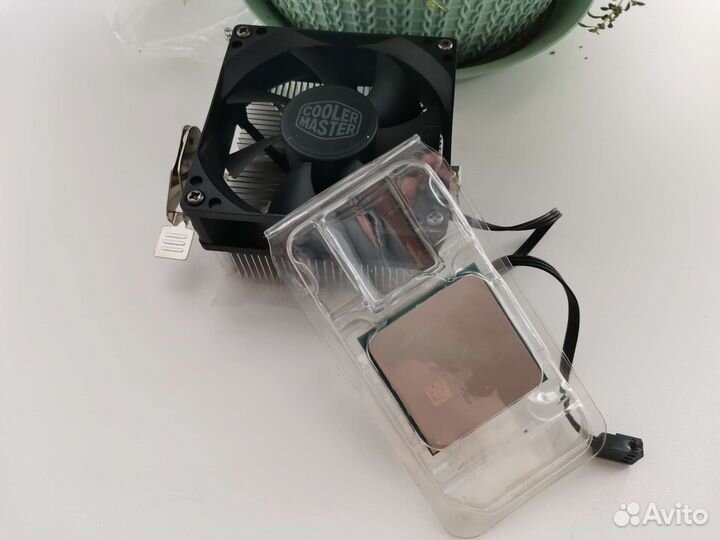 Процессор Athlon 200ge