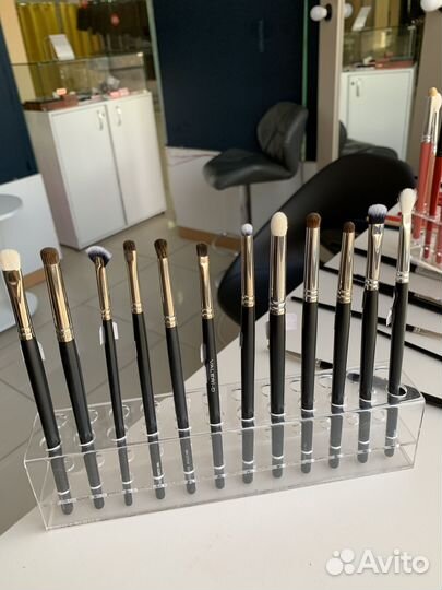 Кисти для макияжа натуральные