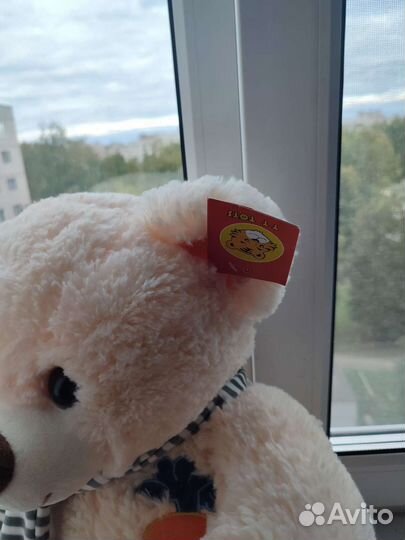 Плюшевый медведь