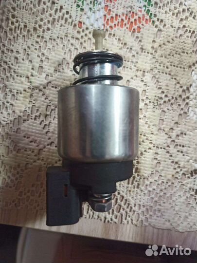 Втягивающее реле стартера Kia Rio