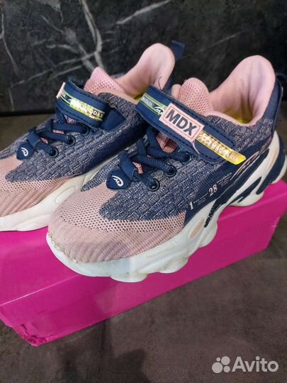 Кроссовки для девочки 32