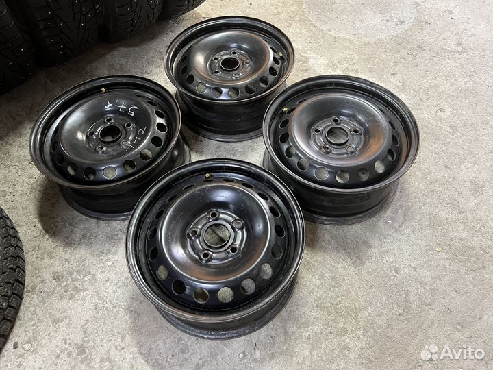 Оригинальные штампованные диски Skoda VW 5x112 R15