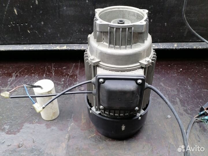 Двигатель с мойки высокого давления