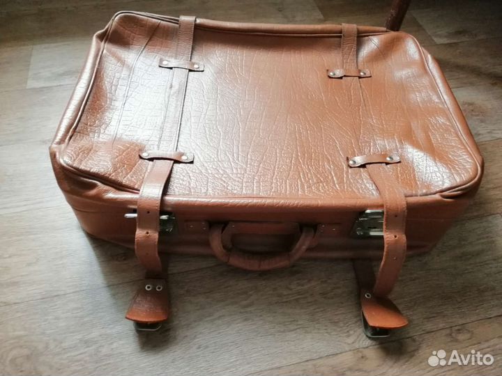 Чемодан времен СССР