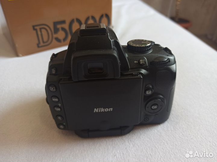 Фотоаппарат Nikon D5000. Новый