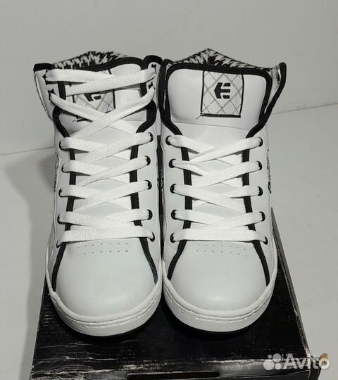 Кроссовки DVS Rocker