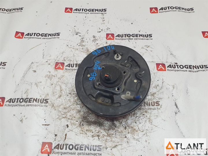 Ступица задняя левая toyota prius