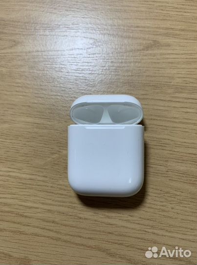 Airpods 2 кейс оригинал бу