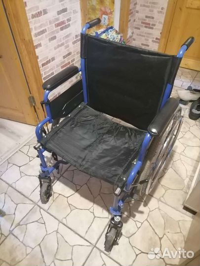 Инвалидная коляска складная бу
