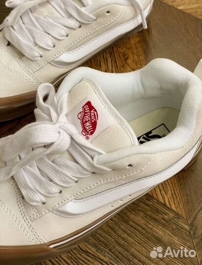 Дутые кеды Vans Knu Skool