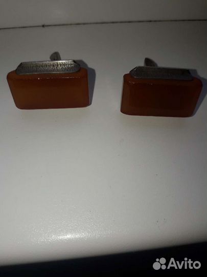 Серебряные запонки.Янтарь