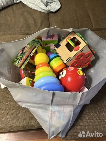 Развивающие игрушки пакетом