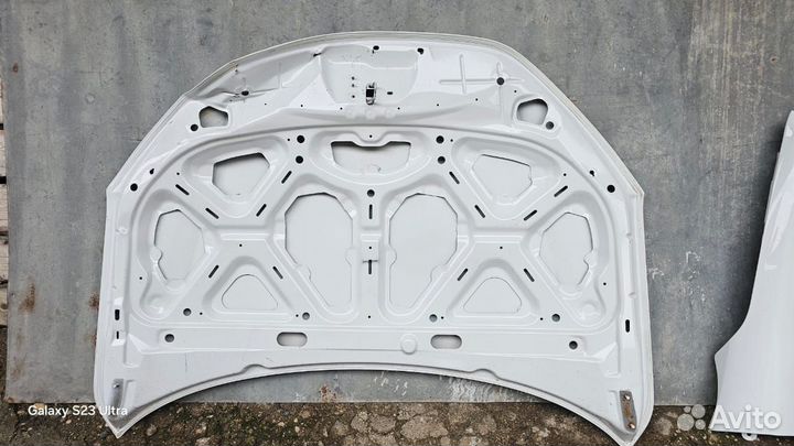 Капот от granta FL