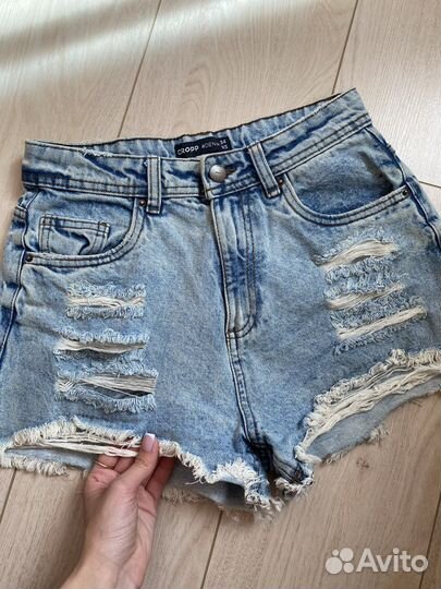 Джинсовые шорты