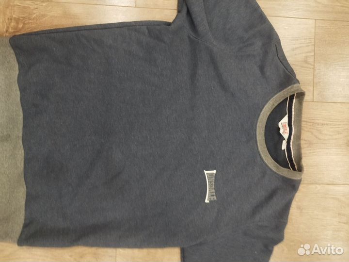 Свитшот Lonsdale кислого