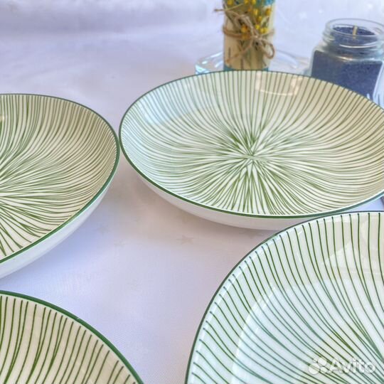 Тарелки 4 шт фарфоровые