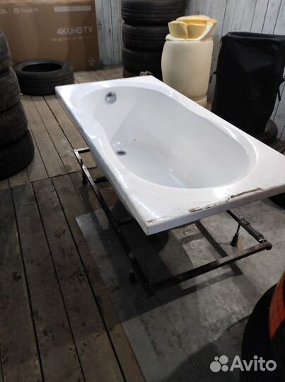 Акриловая ванна 140 см