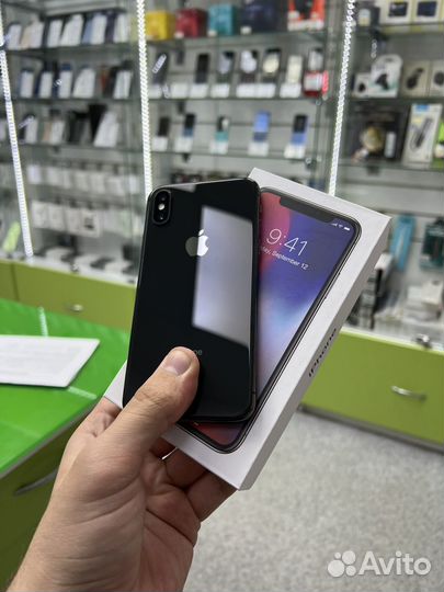 iPhone X, 256 ГБ