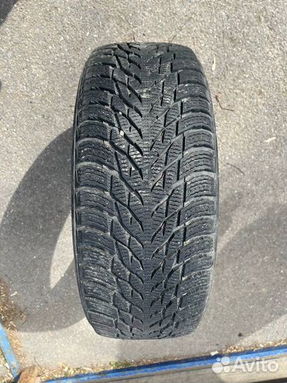 Nokian Tyres Hakkapeliitta R3 215/55 R17 98R