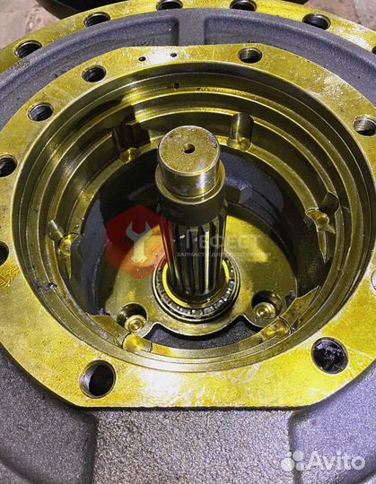 Бортовой редуктор Doosan S420LC-5 401-00005A