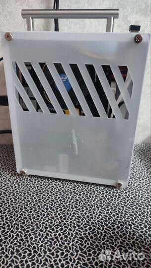 Продам компьютер mini-itx