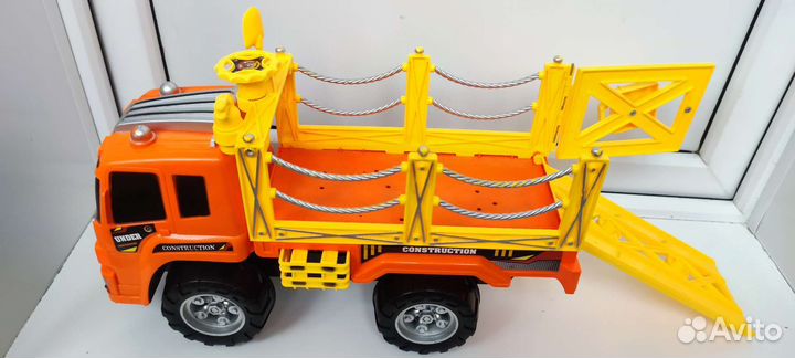 Синий трактор