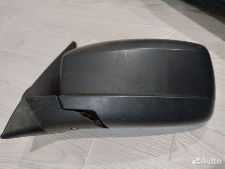 Зеркало niva chevrolet левое
