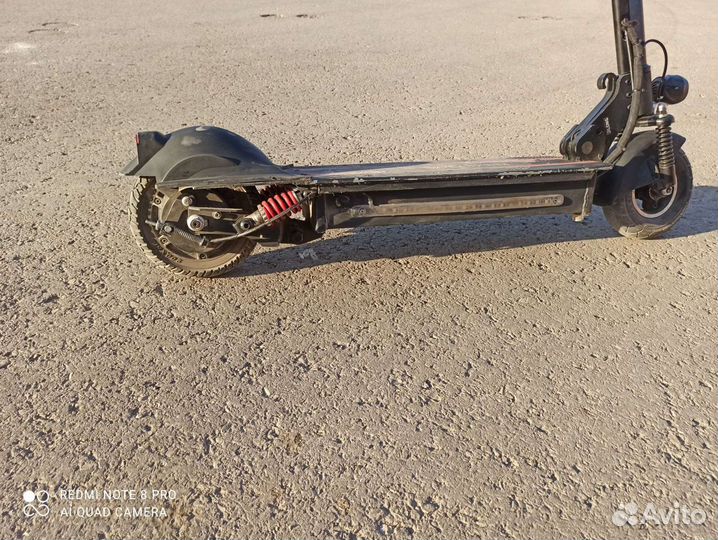 Электросамокат kugoo m2 (на фото без сиденья)