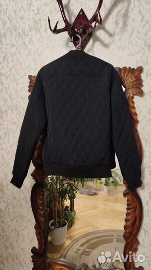 Мужская демисезонная куртка размер 44