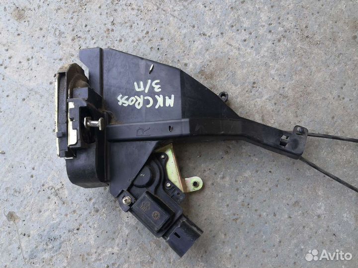 Geely MK Cross Замок двери задний