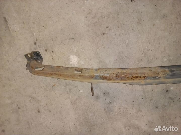 Усилитель переднего бампера Примера P11 (дорест)