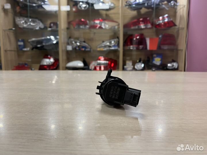 Моторчик стеклоомывателя camry V 50-55