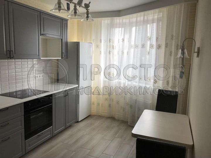 1-к. квартира, 38 м², 10/17 эт.