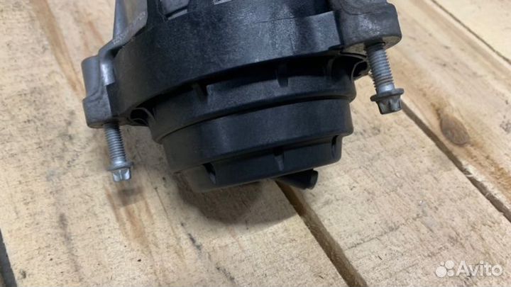 Опора двигателя левая Bmw X3 G01 B47D20B 2018