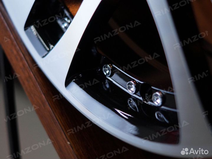 Литые диски Рельсы R17 для Solaris. Рассрочка