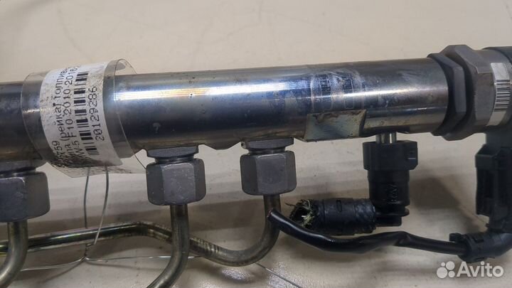 Рампа топливная BMW 5 F10, 2014