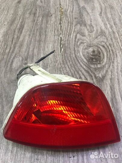 Фонарь противотуманный задний правый Ford Focus 1