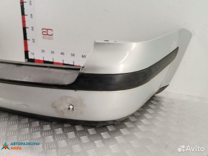 Бампер задний Volkswagen Golf 3 2000 1J9807417