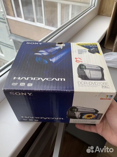 Видеокамера Sony DCR-dvd106e